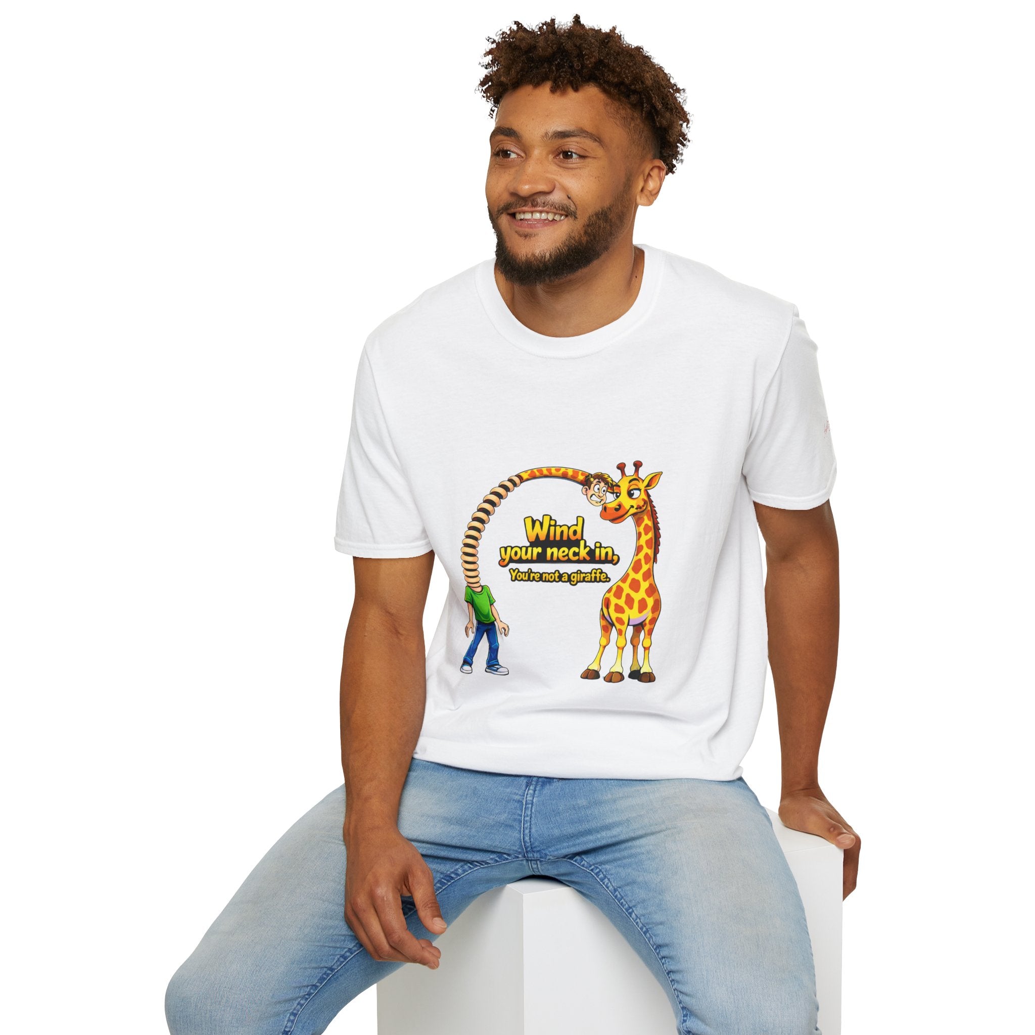 Giraffe 'Wind Your Neck In' Graphic T-Shirt